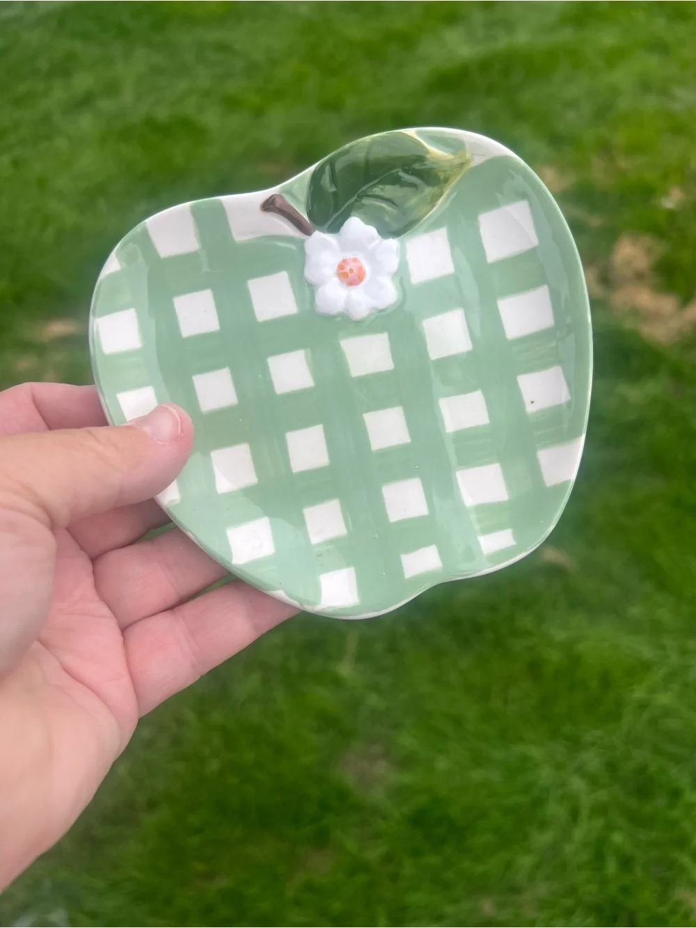 Cracker Barrel apple shaped